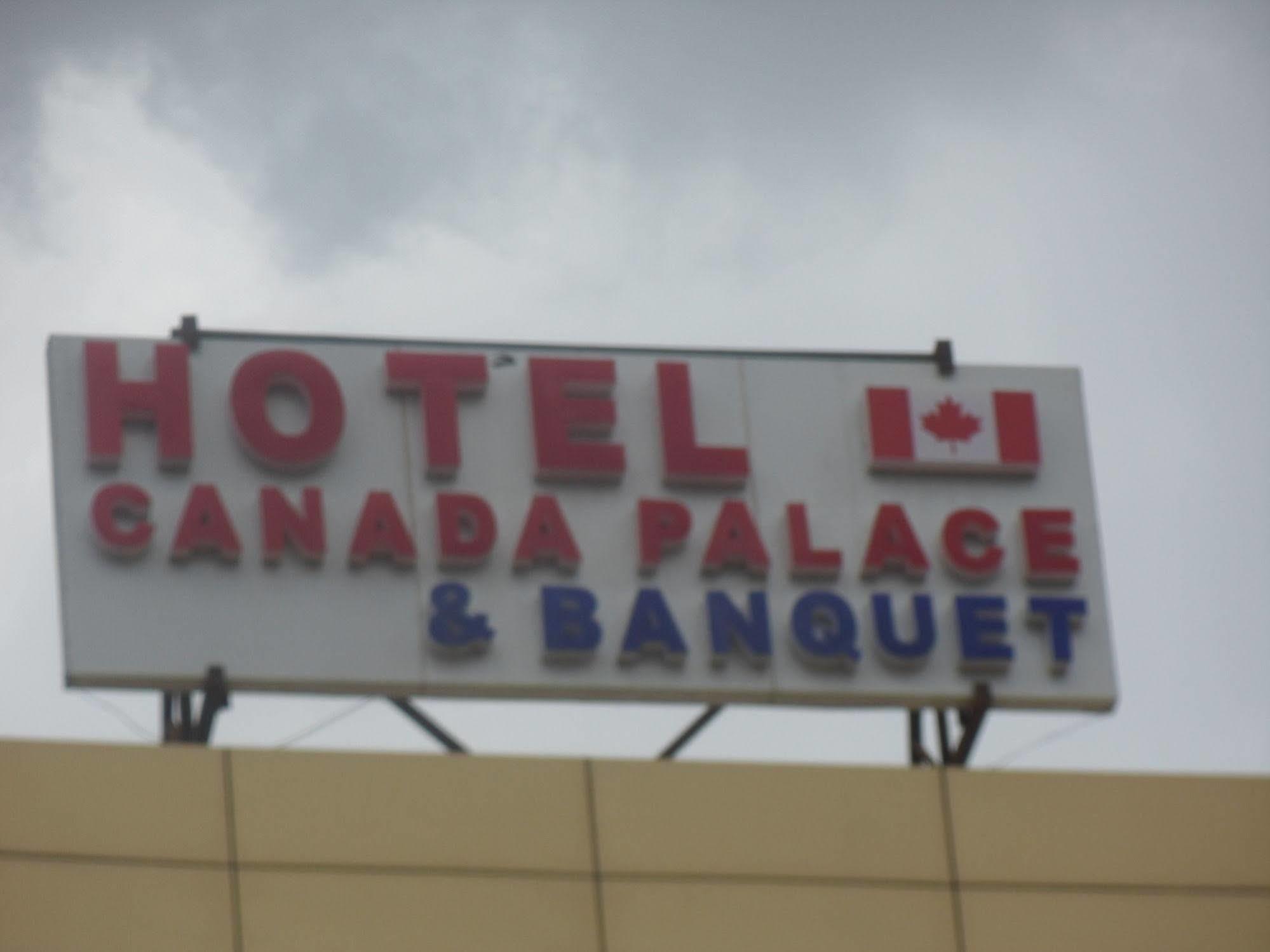 Hotel Canada Palace Watuwa Zewnętrze zdjęcie